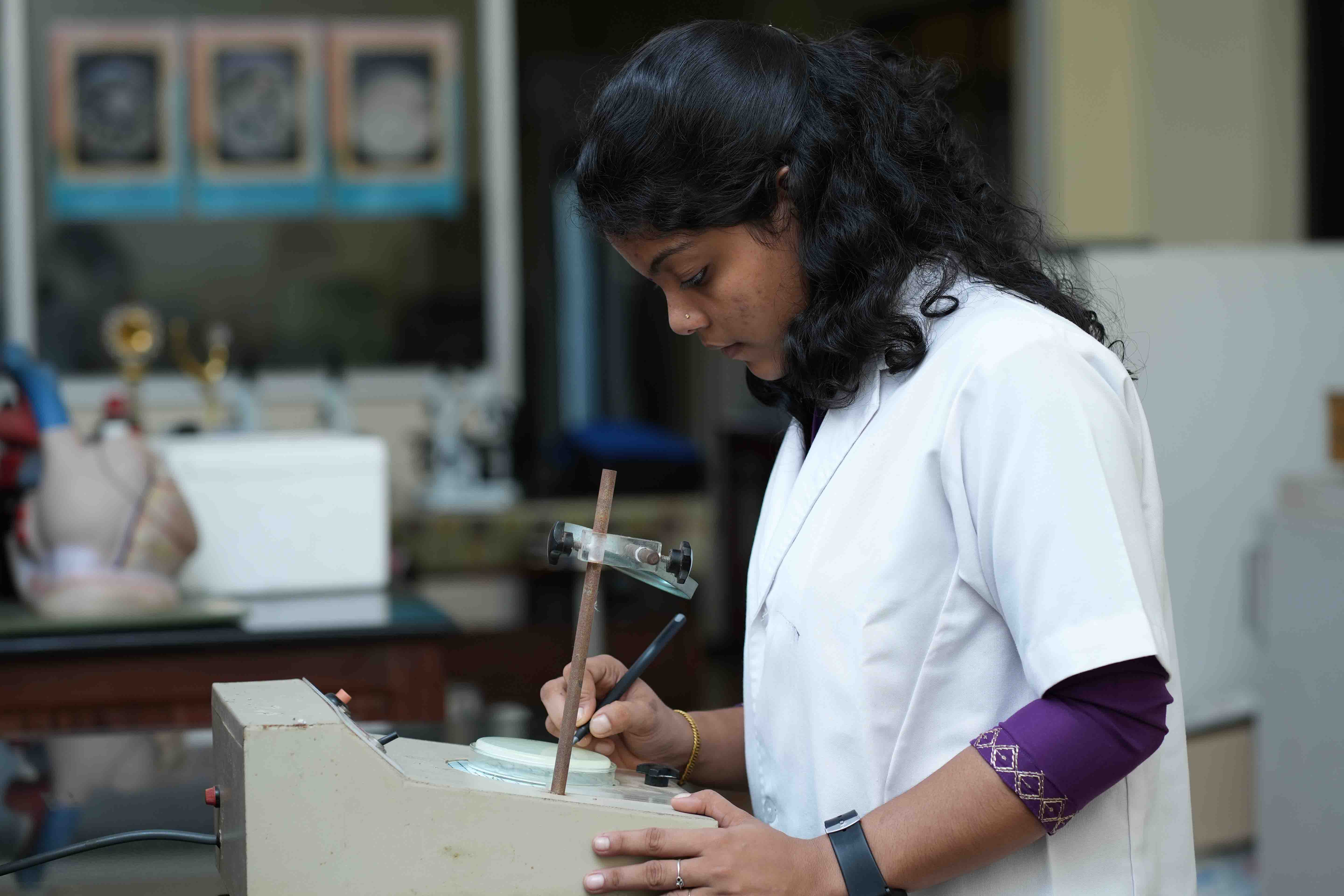 MICROBIOLOGY LAB